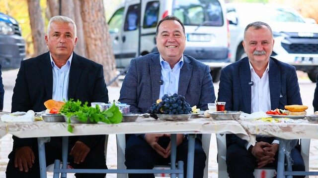 Başkan Dutlulu'dan Yuntdağı'na yol müjdesi