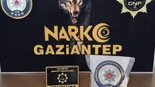 Gaziantep'te 1 kilo metamfetamin ele geçirildi: 2 gözaltı