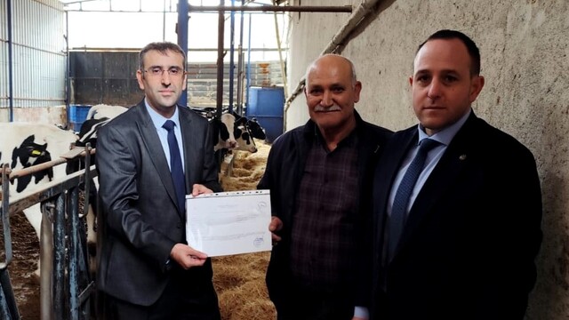 Uşak'ta iki işletme daha hastalıktan ari belgesi aldı