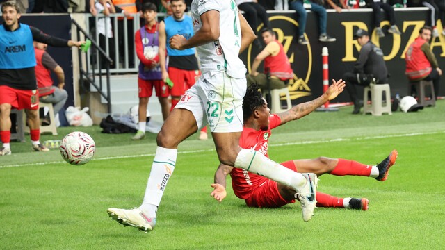 Trendyol Süper Lig: Amed Sportif Faaliyetler: 1 - Konyaspor: 0 (Maç sonucu)