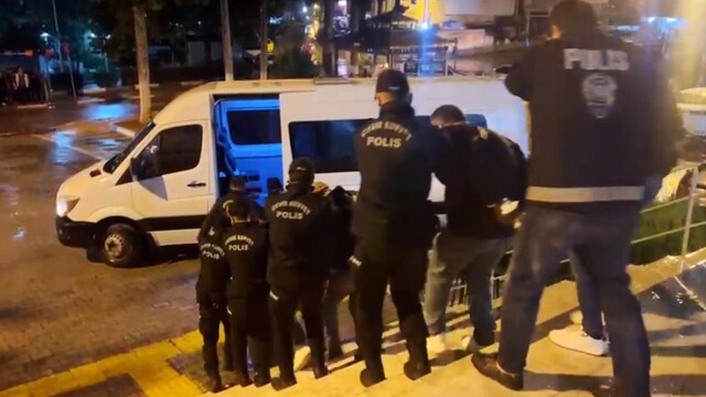 Mersin'de fuhuş operasyonu: 6 şüpheli tutuklandı