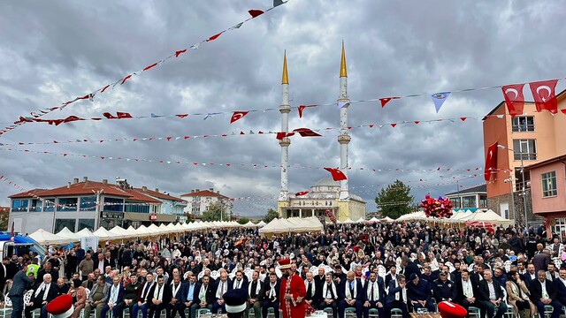 Aksaray'da "5. Geleneksel Ağaçören Ceviz Festivali" başladı