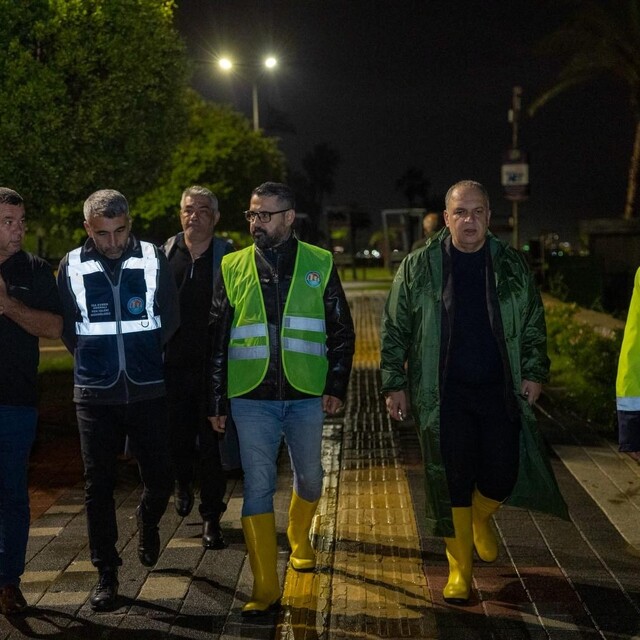Mersin'de sağanak etkili oldu