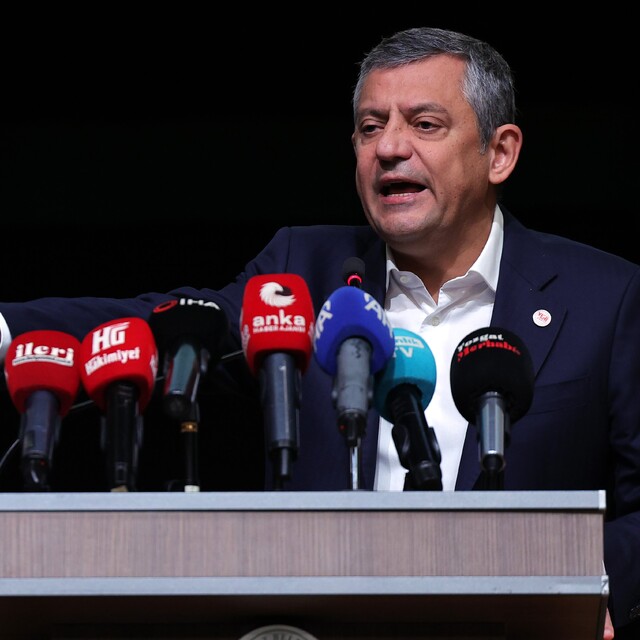 Özgür Özel: Ortak geleceğin yolunu açmaya geliyoruz (2)