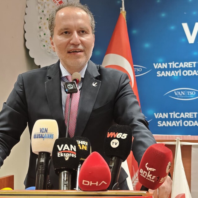 Erbakan: Kardeşliğimiz arasına kimse nifak tohumları ekemeyecek