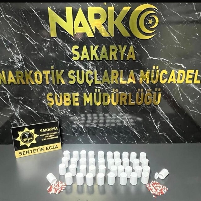 Sakarya'da uyuşturucu operasyonu: 3 tutuklama