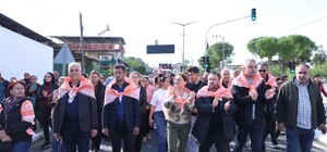 Didim Tarım Şenliği'nde 3'üncü gün geride kaldı Tarımın emekçi kadınları traktörleriyle Didim'de buluştu