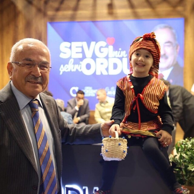 Ordu Tanıtım Günleri'ne yoğun ilgi
Başkan Güler: "Burada hem hasret gideriy...