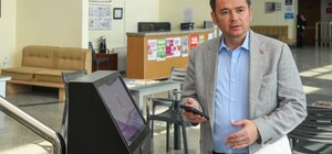 Osmangazi'de spor hizmetlerine dijital kolaylık Başkan Erkan Aydın, sporun kalbi Osmangazi uygulamasını tanıttı