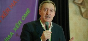 DEM Parti'li Bakırhan: Adım atmak için beklemeyin, başta cezaevlerinden başlayın