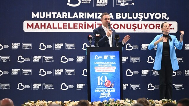 Başkan Akın muhtarlar ve aileleriyle bir araya geldi
Balıkesir Büyükşehir Belediye Başkanı Ahmet Akın:
"Bin 133 mahalle muhtarım benim bir numaralı çalışma arkadaşımdır"