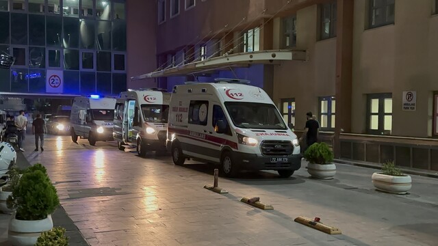 Batman'da halı çırparken 8. kattan düşen kadın hayatını kaybetti