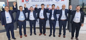 Eğitim-Bir-Sen Manisa’da Ahmet Yasav güven tazeledi