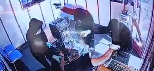 Kuyumcu dükkanından 5,6 milyon TL'lik soygun kamerada