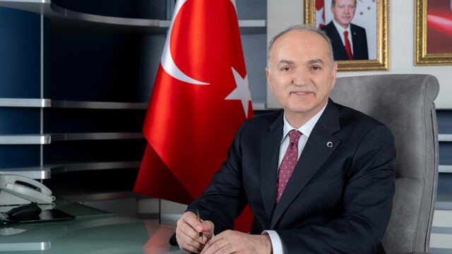 Başkan Özlü  "En yakın çalışma arkadaşlarımız muhtarlarımızdır"
