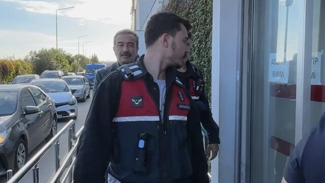Çukurova Belediyesi'ne operasyonda eski başkan Soner Çetin gözaltına alındı