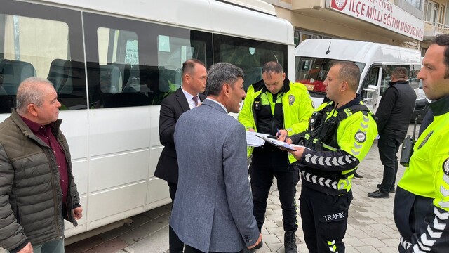 Öğrenci güvenliği için servisler tek tek denetlendi