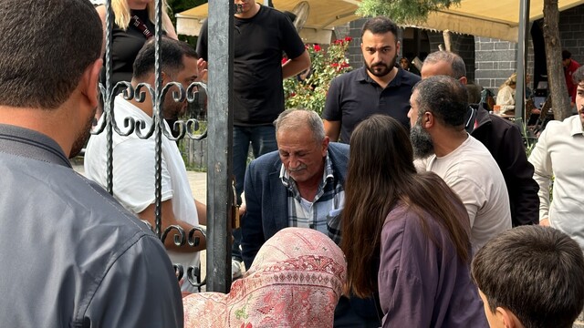 Yediği kuru yemişler nefes borusuna kaçan şahıs, "Heimlich" manevrasıyla hayata tutundu
KOAH hastası, "Heimlich" manevrasıyla ikinci kez kurtuldu