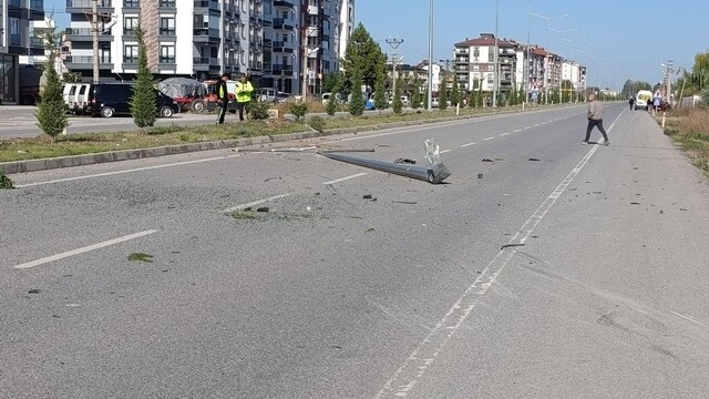 Otomobil takla atıp tarlaya savruldu: 1 yaralı