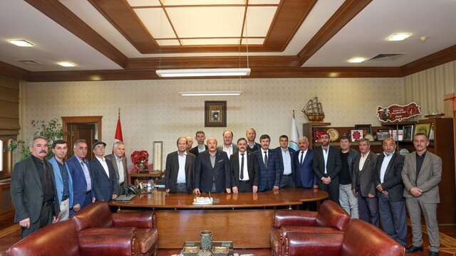 Başkan Arslan, muhtarların gününü kutladı