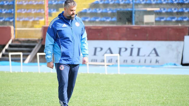 Çalış, "Takımın gelişiminden memnunum ama daha çok eksiğimiz var"