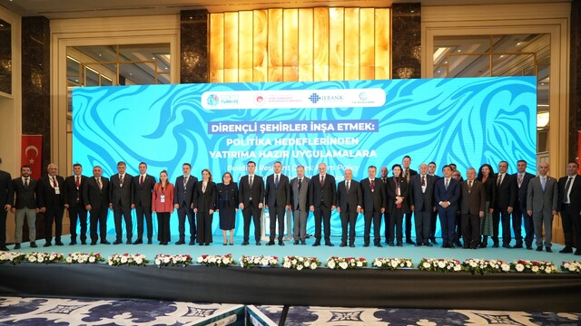 Genel Müdür Kılıç, Manisa'nın altyapı geleceği için uluslararası zirveye katıldı