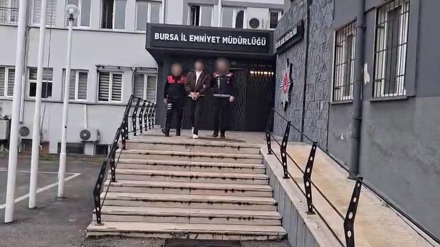 Bursa'da güzellik merkezi üzerinden dolandırıcılık operasyonu: 305 senet ele geçirildi