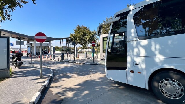 Manisa Otogarı'nda tahliye gerginliği
Ana giriş kapısı 4 saat ulaşıma kapandı