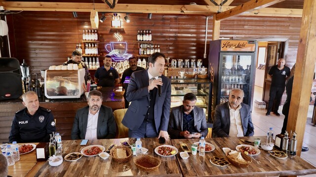 Akçadağ'da Muhtarlar Günü buluşması
