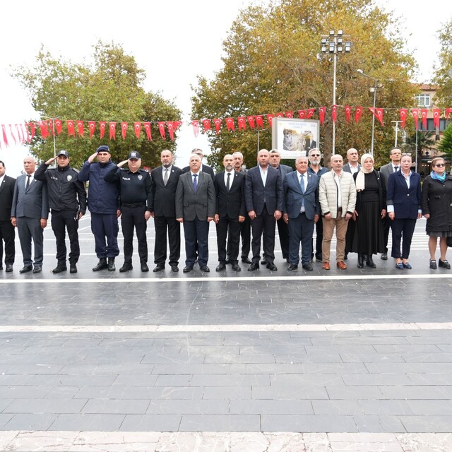 Çınarcık'ta 19 Ekim Muhtarlar Günü kutlandı