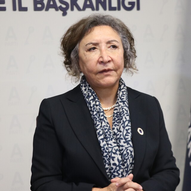 Anahtar Parti Genel Başkan Yardımcısı Yel, Rize'de gazetecilerle bir araya...