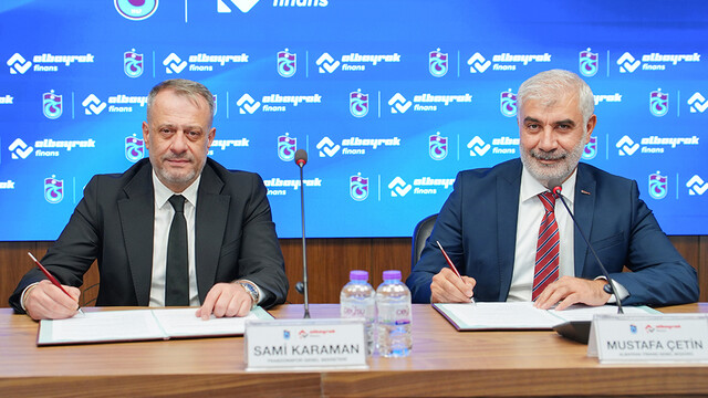 Trabzonspor, Albayrak Finans ile forma şort arkası sponsorluk anlaşması imzaladı