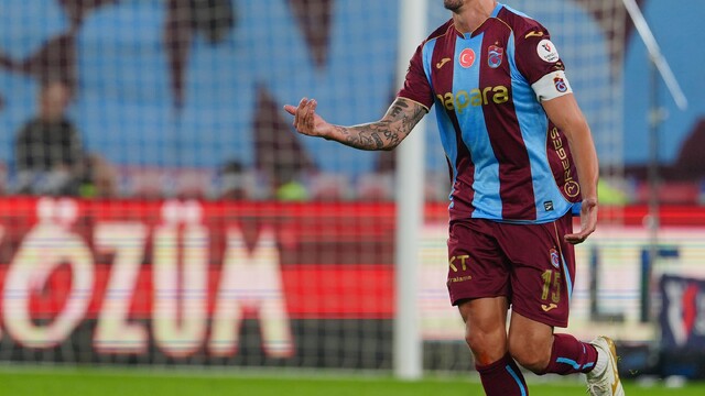 Trendyol Süper Lig: Trabzonspor: 2 - Beşiktaş: 0 (Maç sonucu)