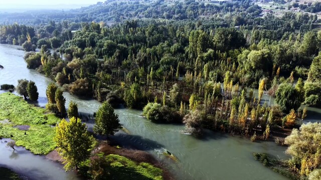UNESCO listesindeki Hevsel Bahçeleri'nde sonbahar renkleri havadan görüntülendi