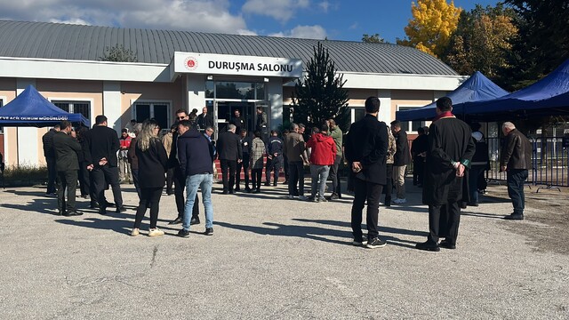 Tanju Özcan, 'Ortada suç yok' deyip beraatini istedi (2)