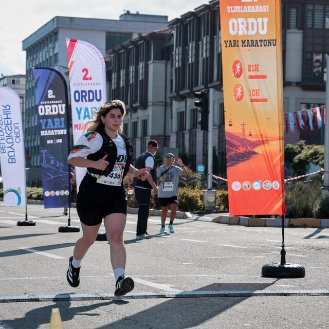 Ordu'da 'Uluslararası 2'nci Ordu Yarı Maratonu' düzenlendi