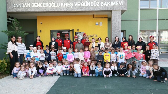 Osmangazi'de kreş öğrencileri afetlere karşı bilinçlendirildi
Osmangazi Belediyesi'nden öğrencilere afet eğitimi