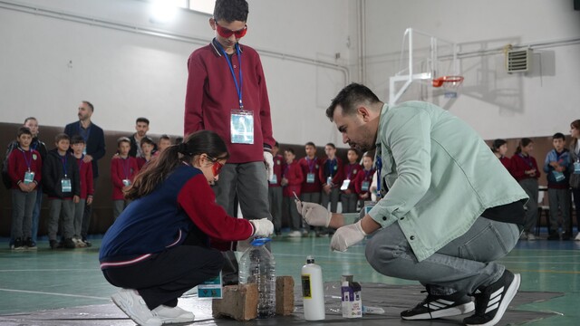 Bayburt'un köy okullarında teknoloji yolculuğu sürüyor