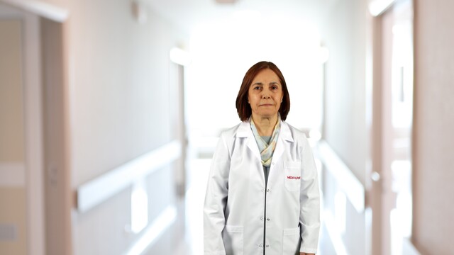 "Rahim kanserinde cerrahi tedavi hastalığın evresine göre planlanıyor"