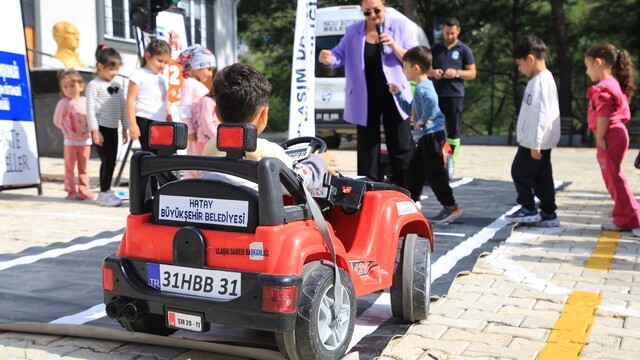 HBB'den İskenderun'da öğrencilere trafik eğitimi