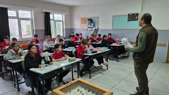 Tekirdağ'da öğrencilere doğa eğitimi verildi