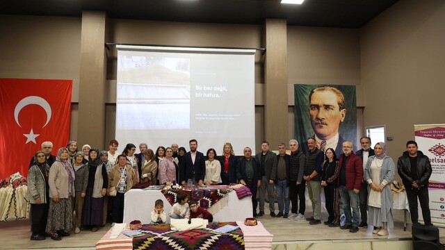 Tavas Belediyesi ilçenin geleneksel el sanatlarını tanıtmaya devam ediyor