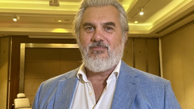 "Yüzdeki ani asimetri inme gibi nörolojik rahatsızlıkların habercisi olabilir" uyarısı