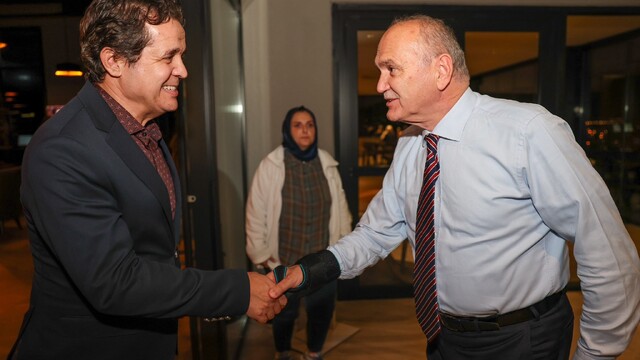 Akademisyenler Faruk Özlü ile buluştu