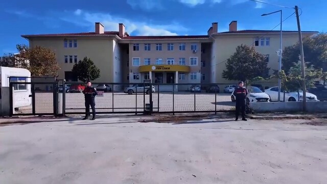 Çanakkale Valiliği: "Göz bebeğimiz, geleceğimizin teminatı çocuklarımızın güvenliği her şeyden önemlidir"