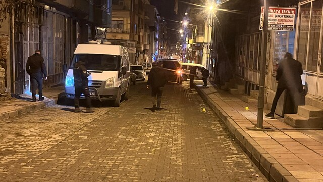 Bıçakladıkları kişiyi ağır yaralayan sanıklara hapis cezası