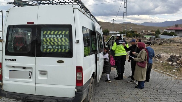 Iğdır'da bin 217 öğrenciye trafik güvenliği eğitimi verildi