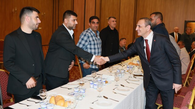 Başkan Vekili Özünal, muhtarlarla buluştu