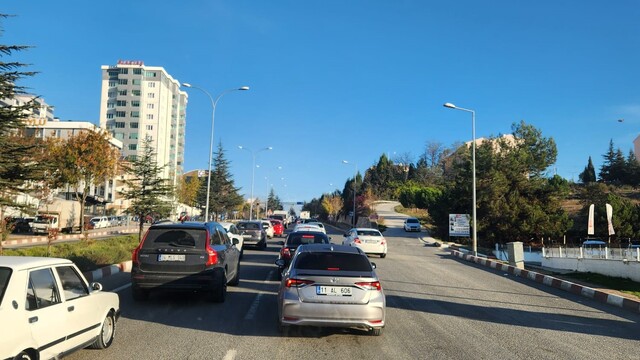 Sanayi rampasındaki trafik çilesine çözüm bekleniyor