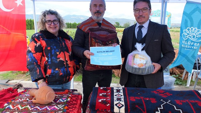 Burhaniye de eski çobanların azık torbaları turistik eşya oldu